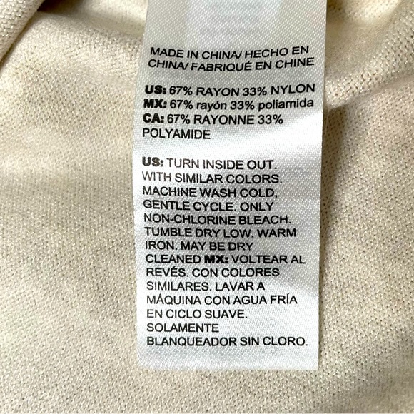 Chico’s neutral Reptile Bateau sweater - Picture 9 of 10